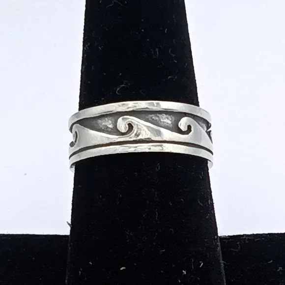 Vintage Sterling Silver Wave Scroll Oxidized Band Ring - Picture 4 of 13